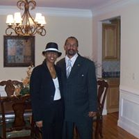 Larry Hall Photo 44
