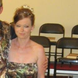 Amanda Hurt Photo 24