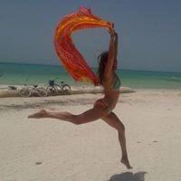 Ana Corona Photo 41