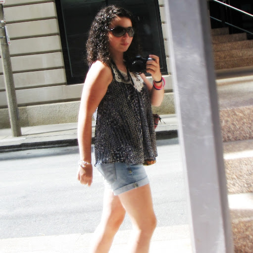 Christina Little Photo 25