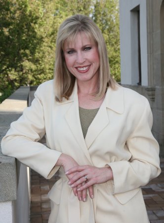 Kim Arnold Photo 21