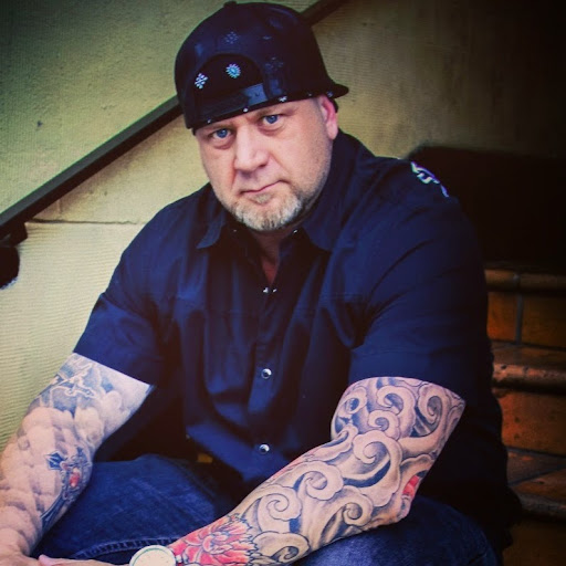 Tommy Hunter Photo 18