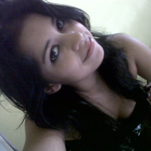Karina Solis Photo 36