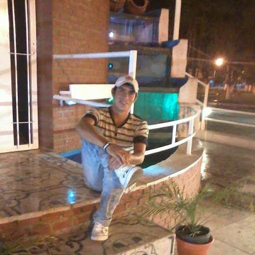 Miguel Cruzado Photo 14