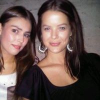 Nicole Hill Photo 15