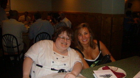Laura Barker Photo 19