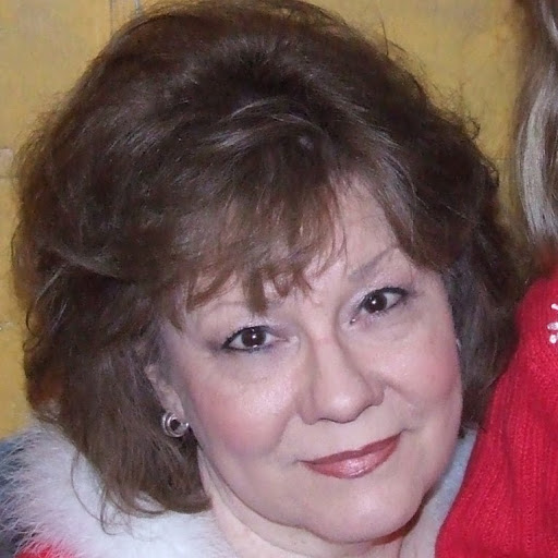 Gail Long Photo 15