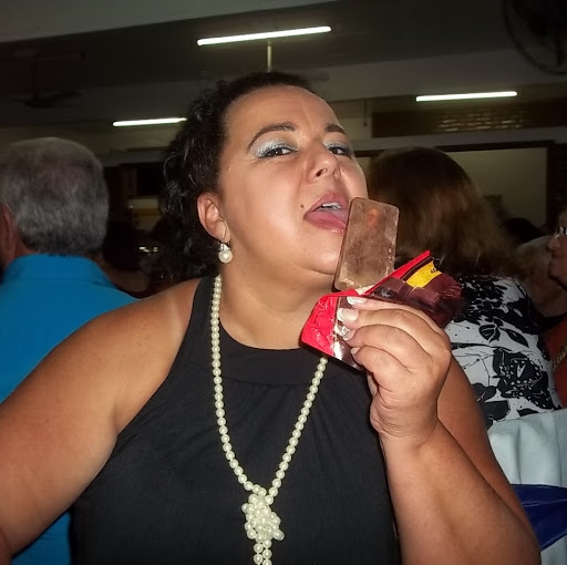 Carmen Reis Photo 23