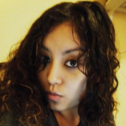 Ana Zuniga Photo 29