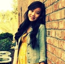 Stephanie Yoon Photo 17