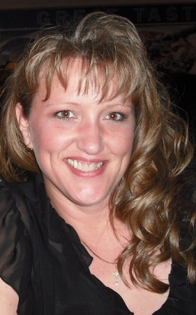 Lisa Green Photo 23
