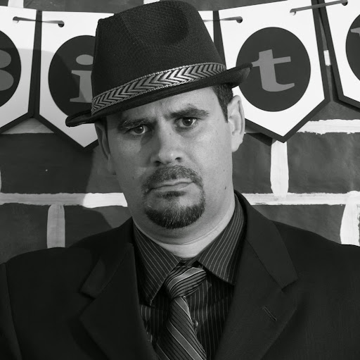 Cesar Juan Photo 20