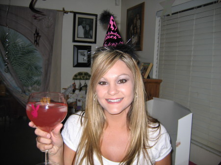 Erin Jones Photo 23