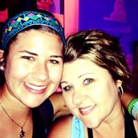 Leanne Robinson Photo 24