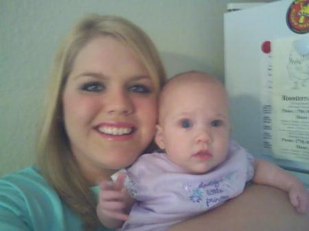Megan Knight Photo 18