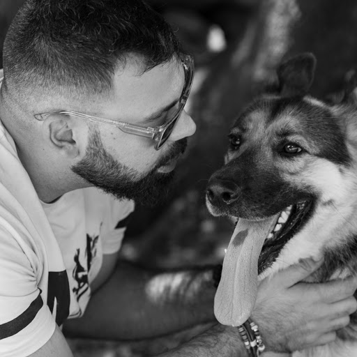 Rudy Toma Photo 8