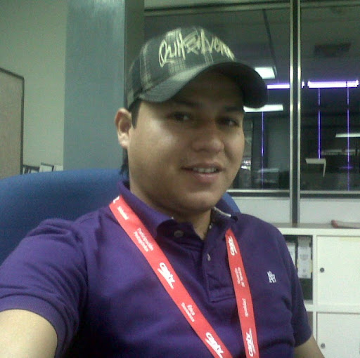 Oscar Marquez Photo 35