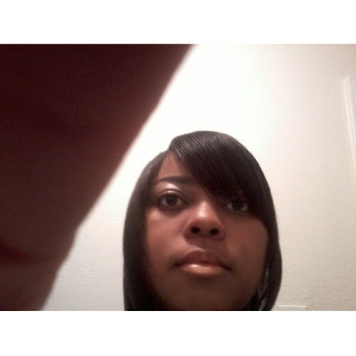 Yolanda Clark Photo 16