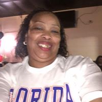 Deidre Hicks Photo 21