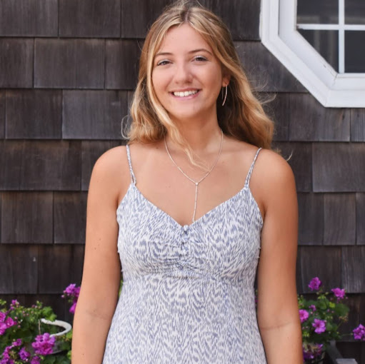 Emily Zimmerman Photo 36