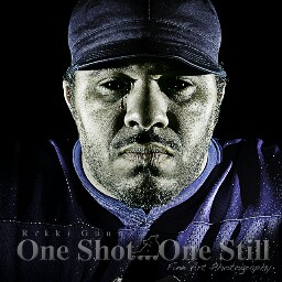 Eric Gonzalez Photo 27