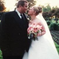 Julie Herrick Photo 37