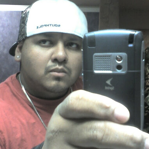 Henry Luna Photo 17