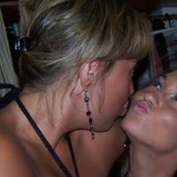 Lorena Allen Photo 25