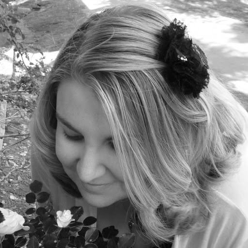 Sarah Owens Photo 32