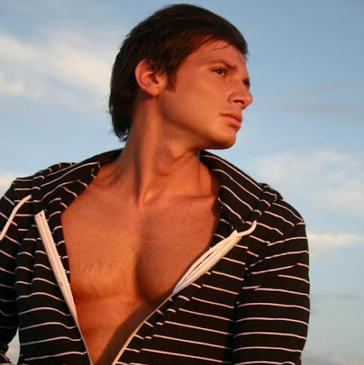 Daniel Pisani Photo 16