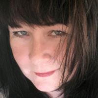 Juliet Roberts Photo 16