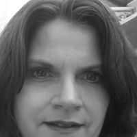 Helen Higgins Photo 41