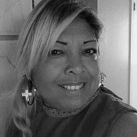 Gloria Quiroz Photo 34