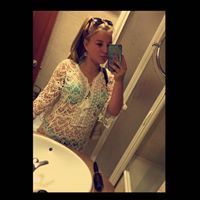 Katie Plummer Photo 23