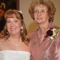 Carrie Thomas Photo 20