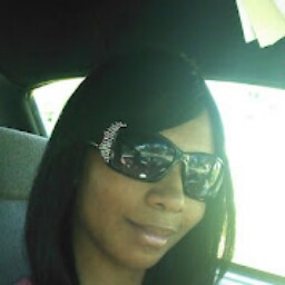Jasmine Holmes Photo 45