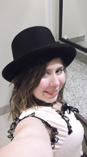 Shannon Thomson Photo 31