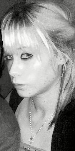 Candice Ellis Photo 27