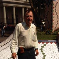 Robert Hooper Photo 17