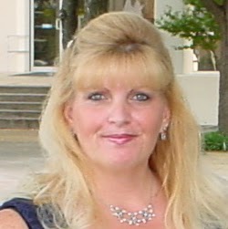 Melissa Harrison Photo 38