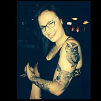 Rebecca Perra Photo 10