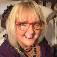 Kimberly Martin Photo 40