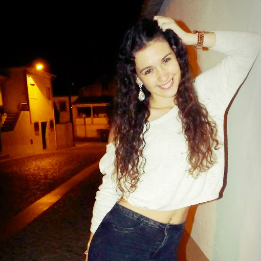 Rita Abrantes Photo 8