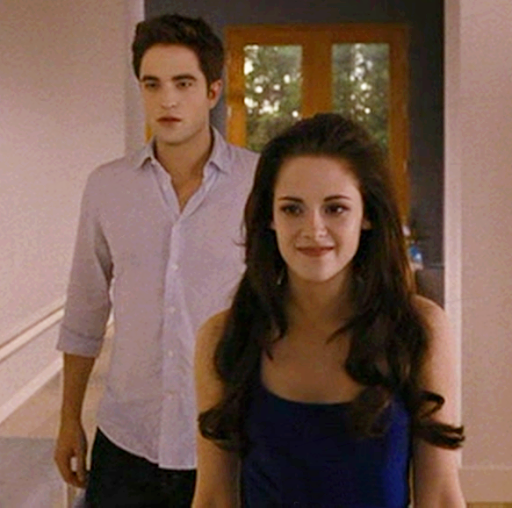 Elizabeth Cullen Photo 24