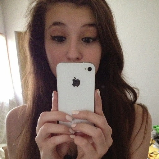Vanessa Jones Photo 29
