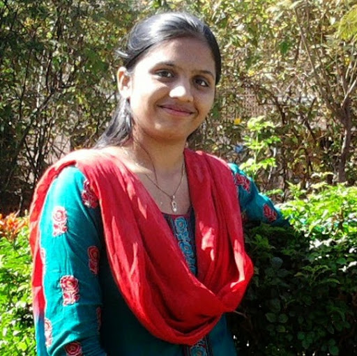 Swati Dalvi Photo 4