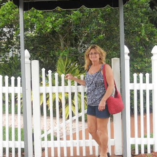 Diane Mcnally Photo 16