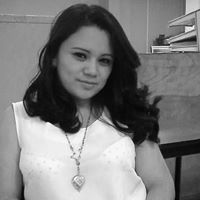 Emely Molina Photo 6