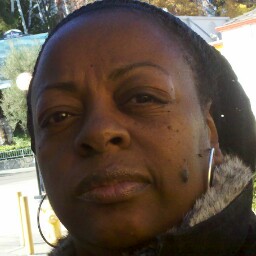 Gwen Bell Photo 35