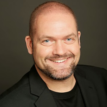 Christopher Hicks Photo 25
